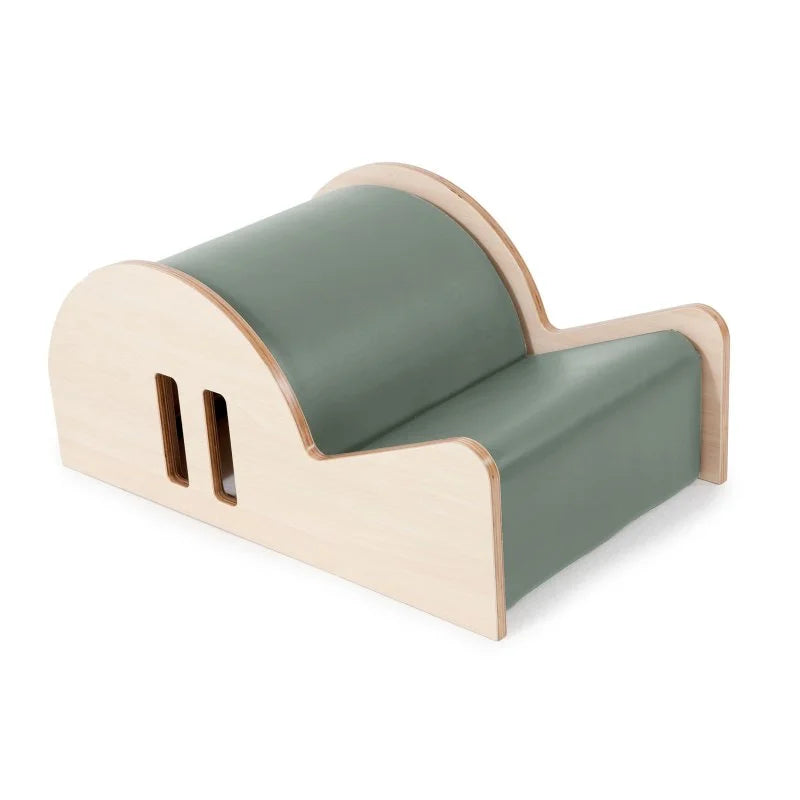 Elina Pilates Sliding Platform with padded surface and wheels for versatile Pilates training on all types of floors.
